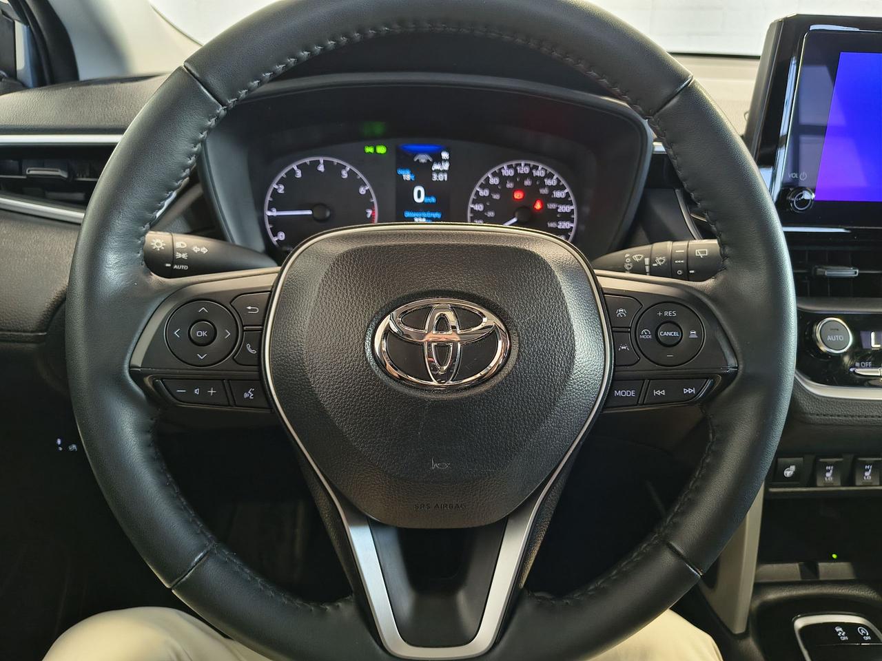 2025 Toyota Corolla Cross LE Photo0