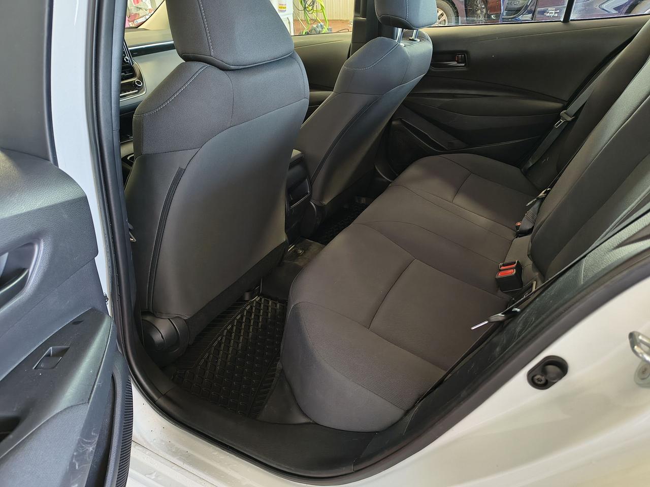 2022 Toyota Corolla LE Photo0