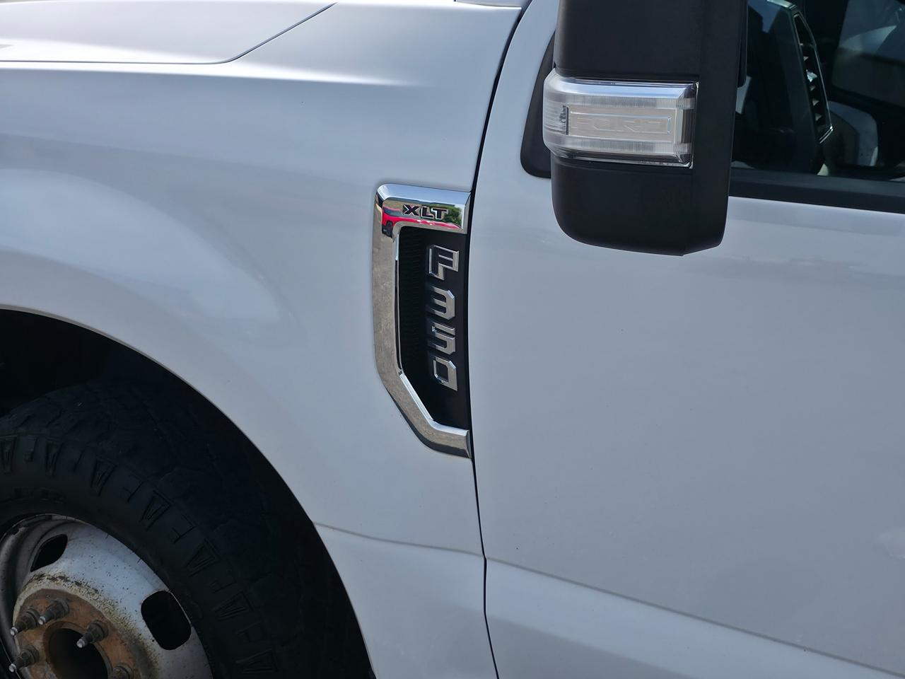 2019 Ford SUPER DUTY F-350 DRW XL *KNAPHEIDE CLASSIC II SERVICE BODY* Photo