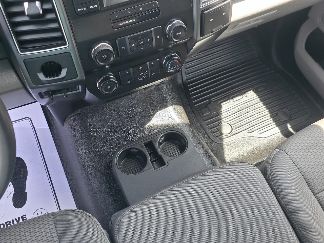 2019 Ford SUPER DUTY F-350 DRW XL *KNAPHEIDE CLASSIC II SERVICE BODY* Photo