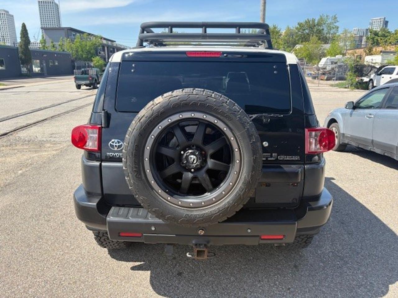 2008 Toyota FJ Cruiser Base (A5) 4dr All-wheel Drive Photo4