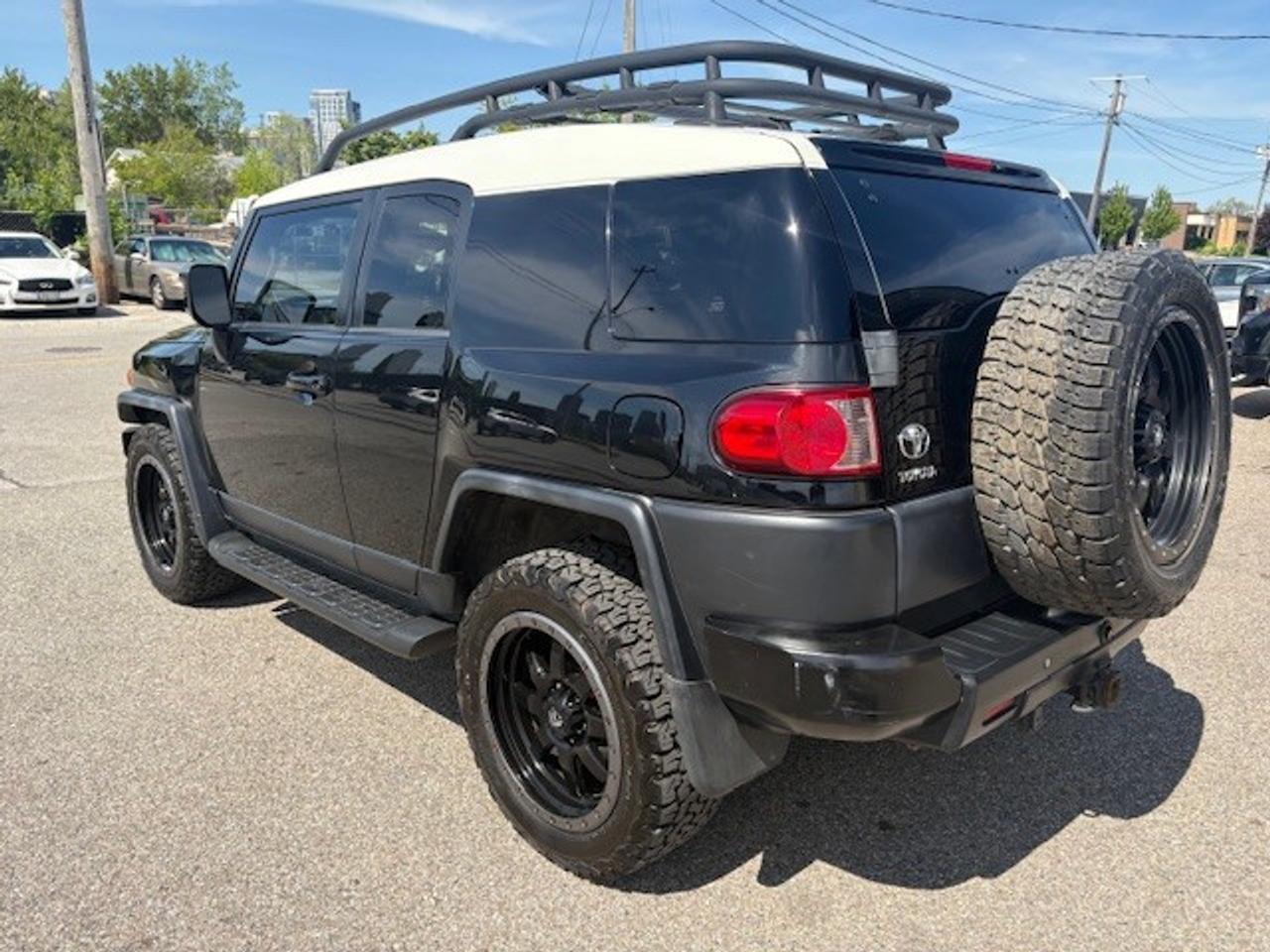 2008 Toyota FJ Cruiser Base (A5) 4dr All-wheel Drive Photo3