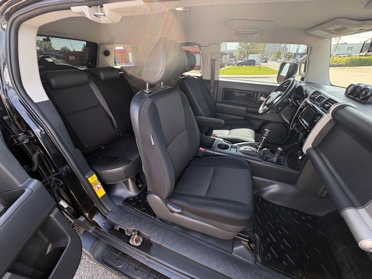 2008 Toyota FJ Cruiser Base (A5) 4dr All-wheel Drive Photo