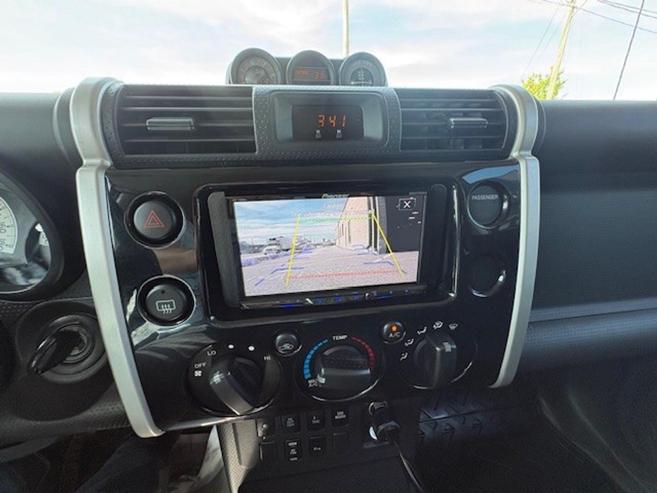 2008 Toyota FJ Cruiser Base (A5) 4dr All-wheel Drive Photo
