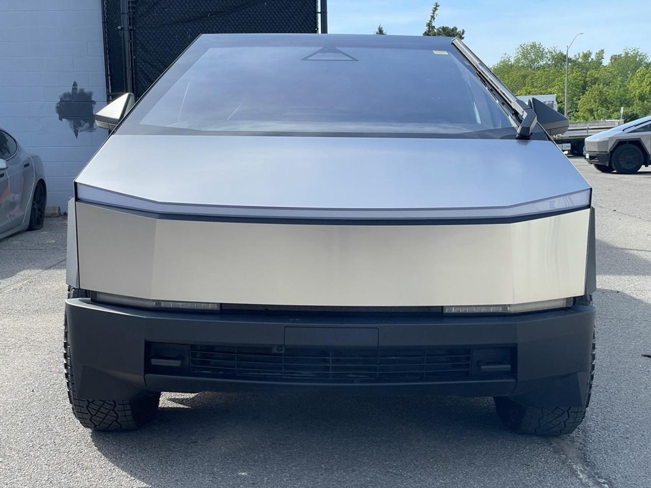 2024 Tesla Cybertruck AWD FOUNDATION SERIES   1 Owner   Clean! Photo