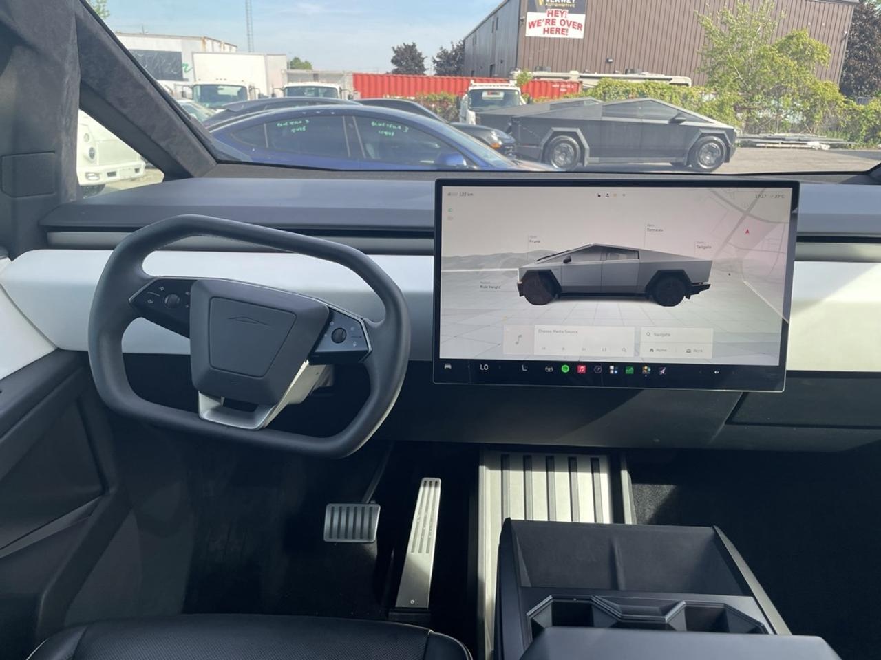 2024 Tesla Cybertruck AWD FOUNDATION SERIES   1 Owner   Clean! Photo