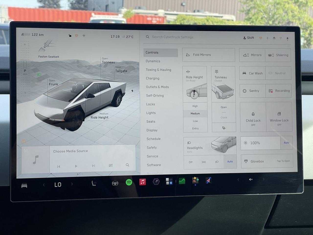 2024 Tesla Cybertruck AWD FOUNDATION SERIES   1 Owner   Clean! Photo