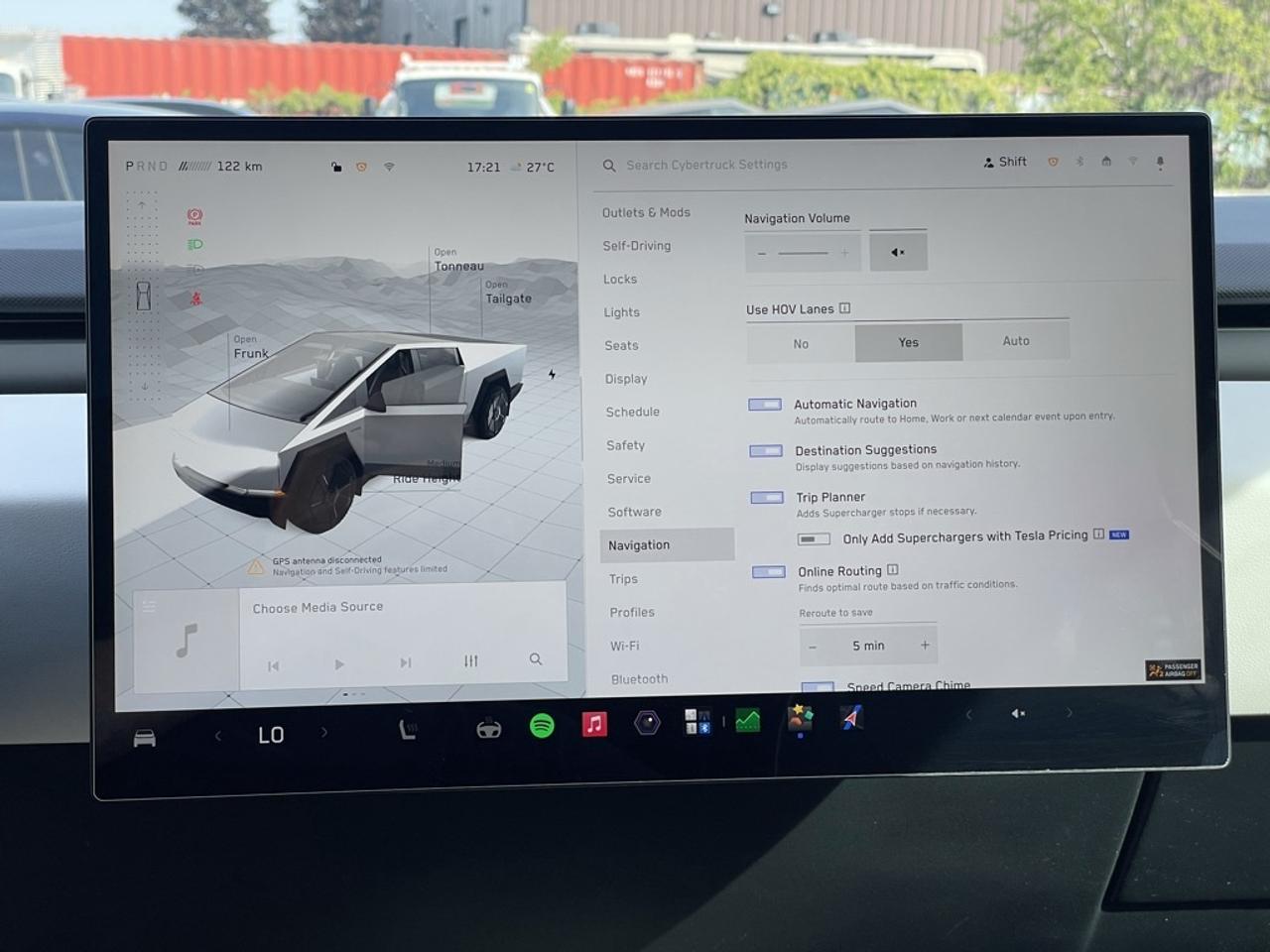 2024 Tesla Cybertruck AWD FOUNDATION SERIES   1 Owner   Clean! Photo