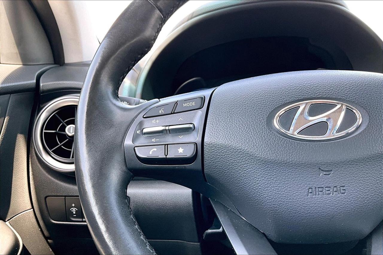 2023 Hyundai KONA PREFERRED AWD   ACCIDENT FREE   HEATED SEATS/STEER Photo