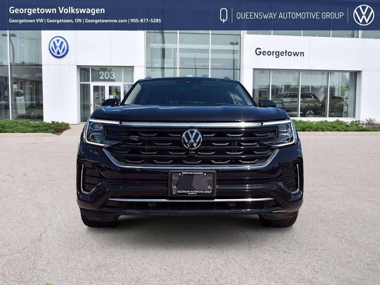 2024 Volkswagen Atlas Execline Captain's Chair Pkg   Carplay   Pano Roof Photo