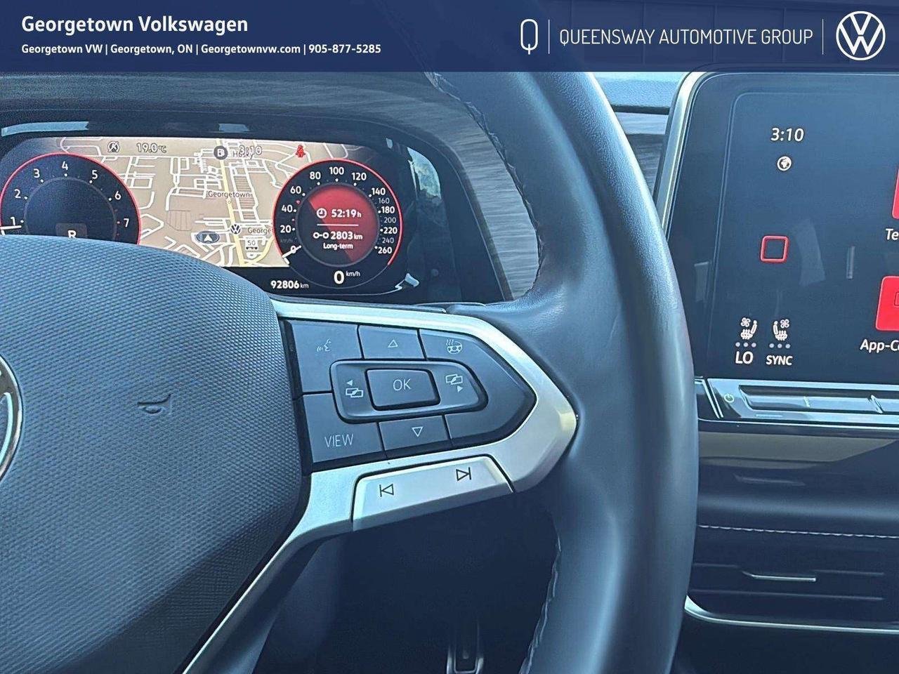2024 Volkswagen Atlas Execline Captain's Chair Pkg   Carplay   Pano Roof Photo