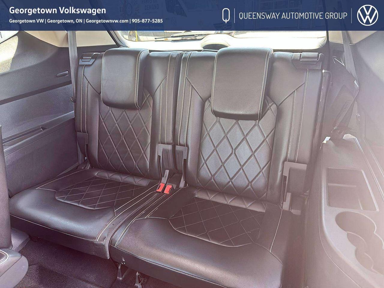 2024 Volkswagen Atlas Execline Captain's Chair Pkg   Carplay   Pano Roof Photo