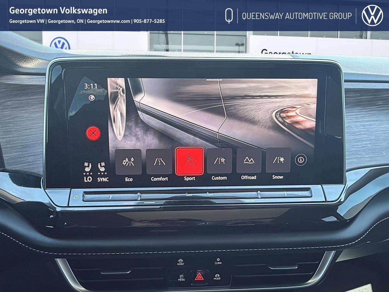 2024 Volkswagen Atlas Execline Captain's Chair Pkg   Carplay   Pano Roof Photo