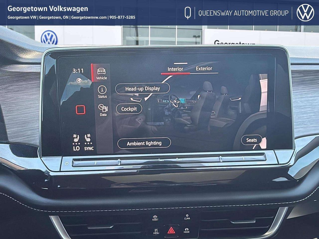 2024 Volkswagen Atlas Execline Captain's Chair Pkg   Carplay   Pano Roof Photo