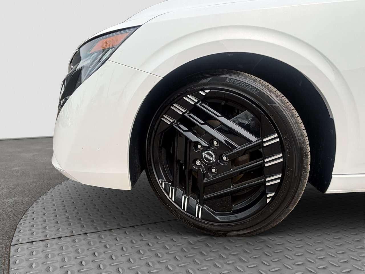 2026 Nissan Sentra SR Premium Photo