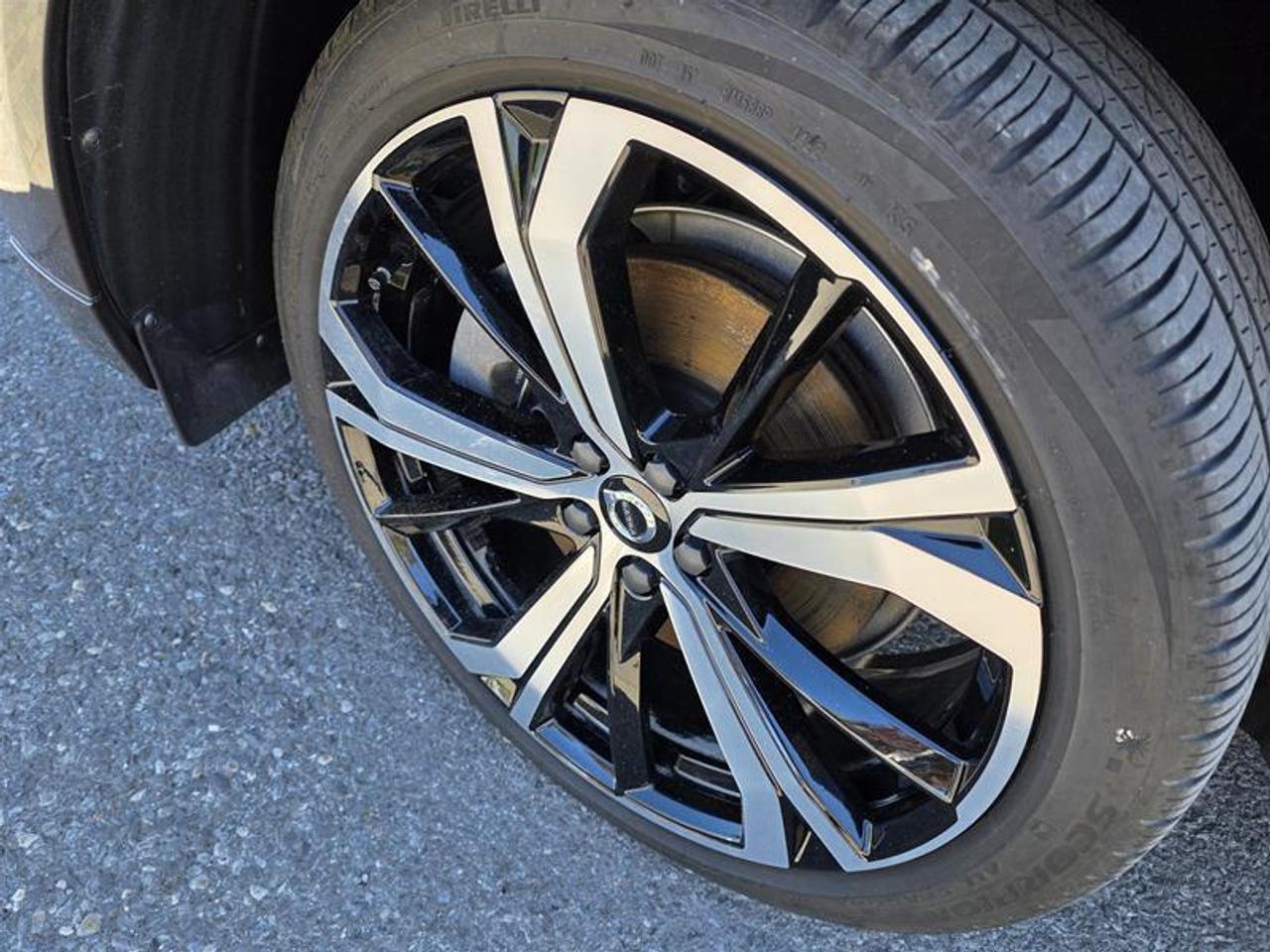 2023 Volvo XC60 Recharge Ultimate - Dark W/Winter wheel pkg Photo