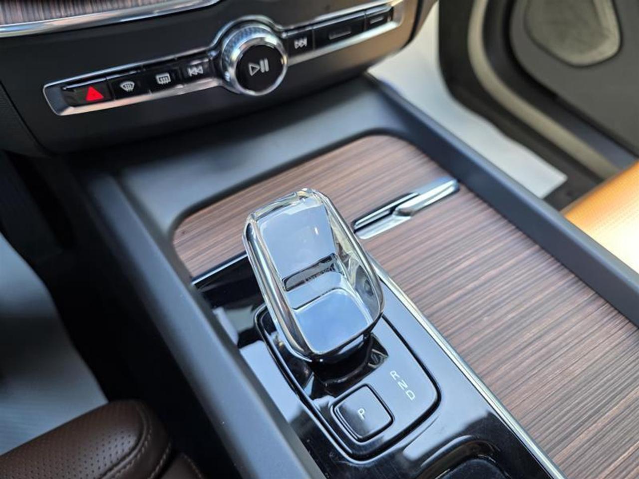 2023 Volvo XC60 Recharge Ultimate - Dark W/Winter wheel pkg Photo