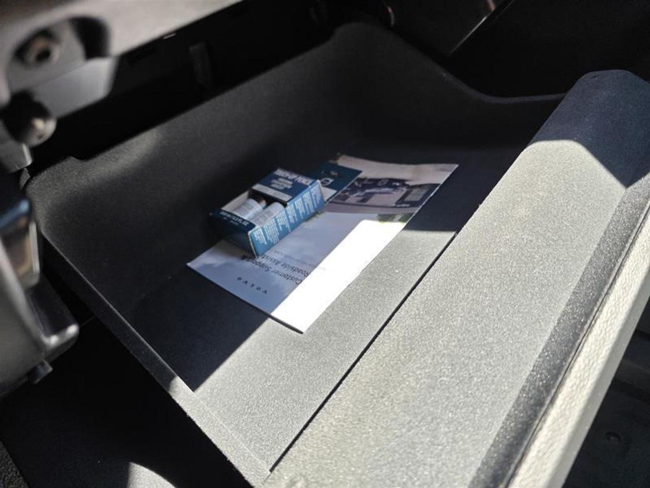 2023 Volvo XC60 Recharge Ultimate - Dark W/Winter wheel pkg Photo