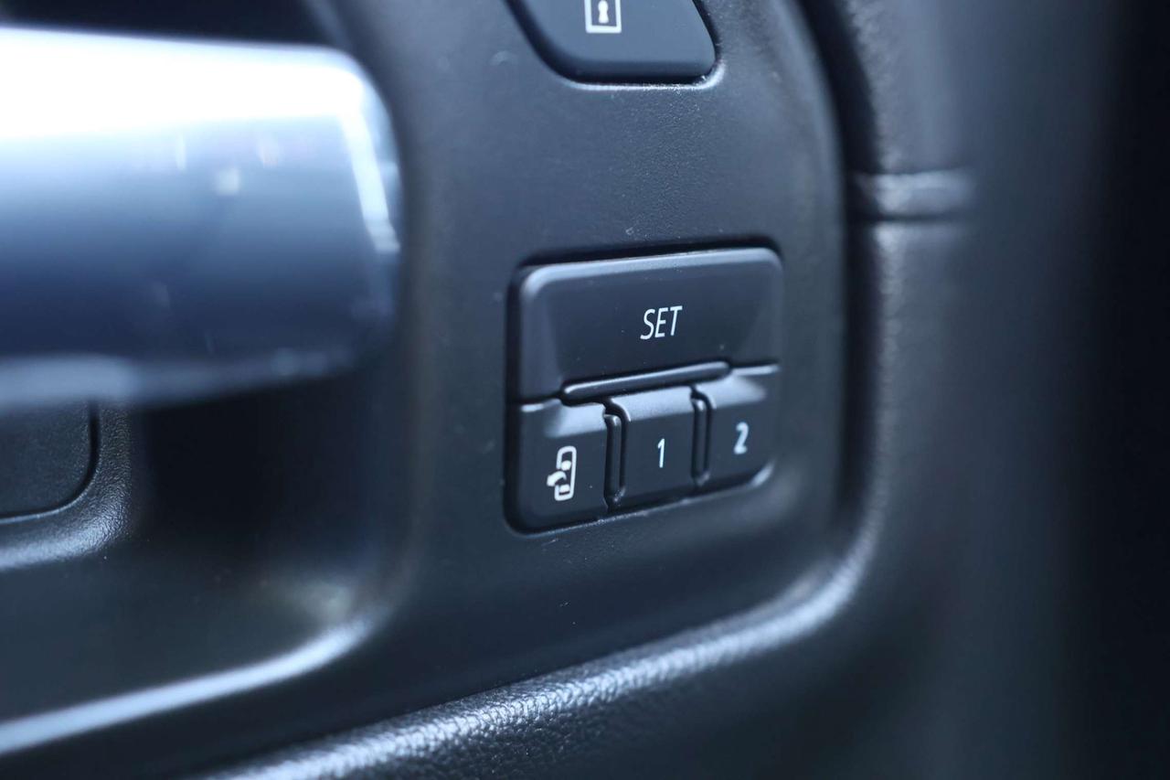 2019 GMC Sierra 1500 DENALI-5.3L-4WD-CREW CAB-R STARTER/360CAM/NAV/ADAPT CRUISE/BLIS/LANE ASSIST/HUD/LEATHER/H&C SEATS/SUNROOF/BLUETOOTH/BOSE/ Photo