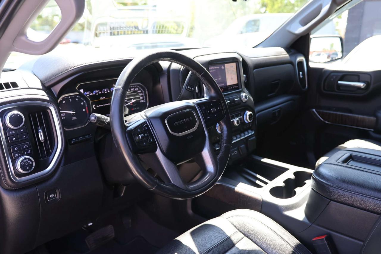 2019 GMC Sierra 1500 DENALI-5.3L-4WD-CREW CAB-R STARTER/360CAM/NAV/ADAPT CRUISE/BLIS/LANE ASSIST/HUD/LEATHER/H&C SEATS/SUNROOF/BLUETOOTH/BOSE/ Photo