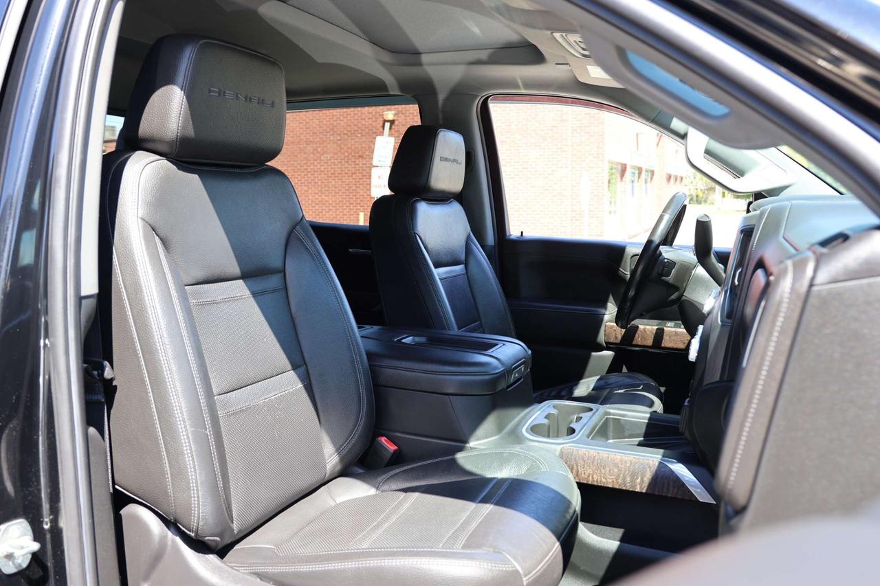 2019 GMC Sierra 1500 DENALI-5.3L-4WD-CREW CAB-R STARTER/360CAM/NAV/ADAPT CRUISE/BLIS/LANE ASSIST/HUD/LEATHER/H&C SEATS/SUNROOF/BLUETOOTH/BOSE/ Photo