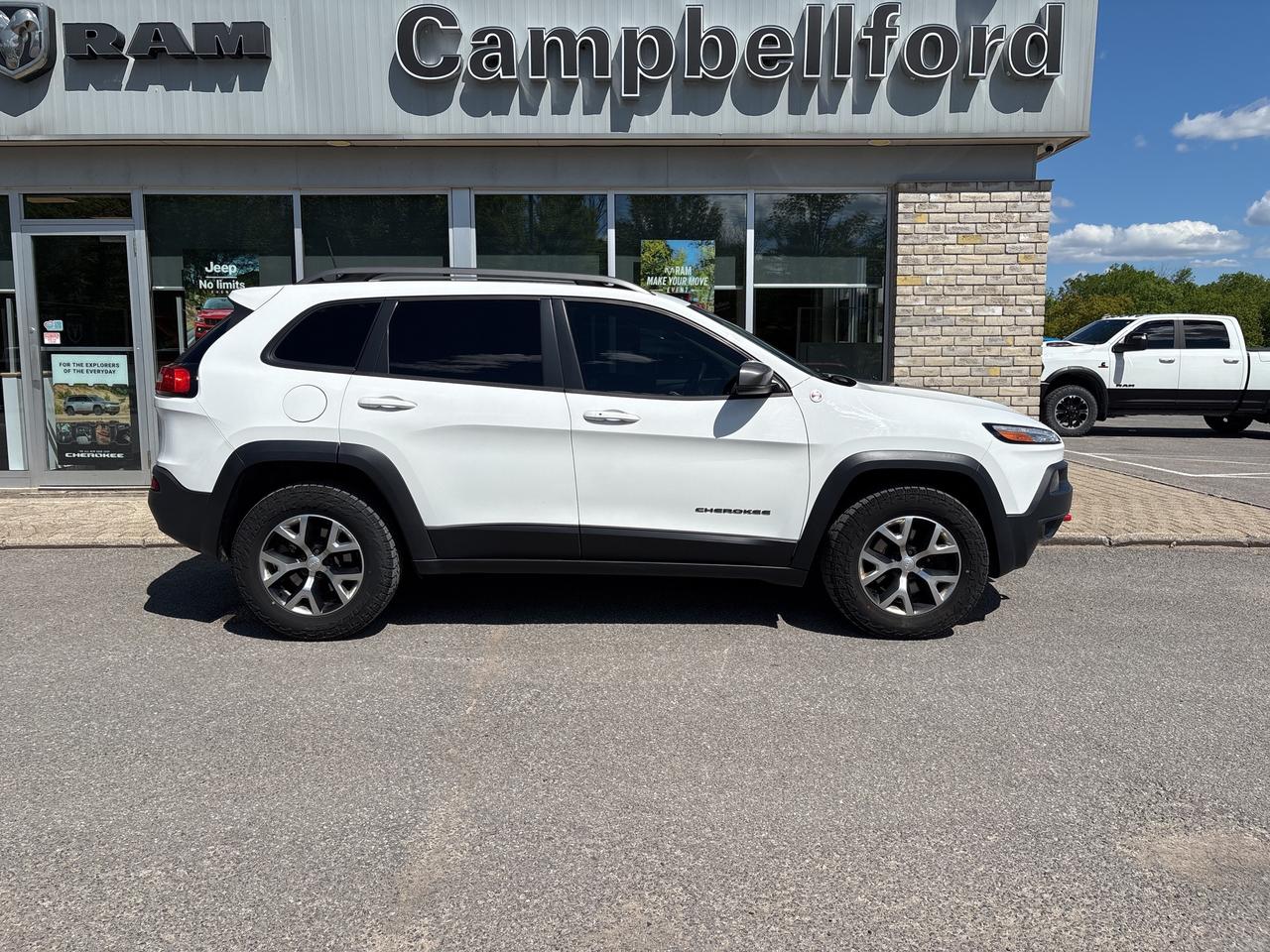 2017 Jeep Cherokee L PLUS PKG Photo