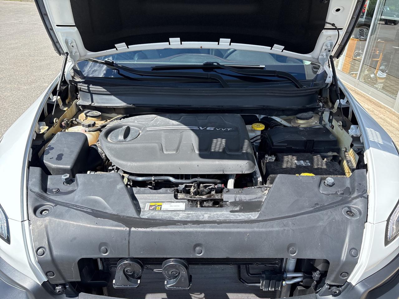 2017 Jeep Cherokee L PLUS PKG Photo