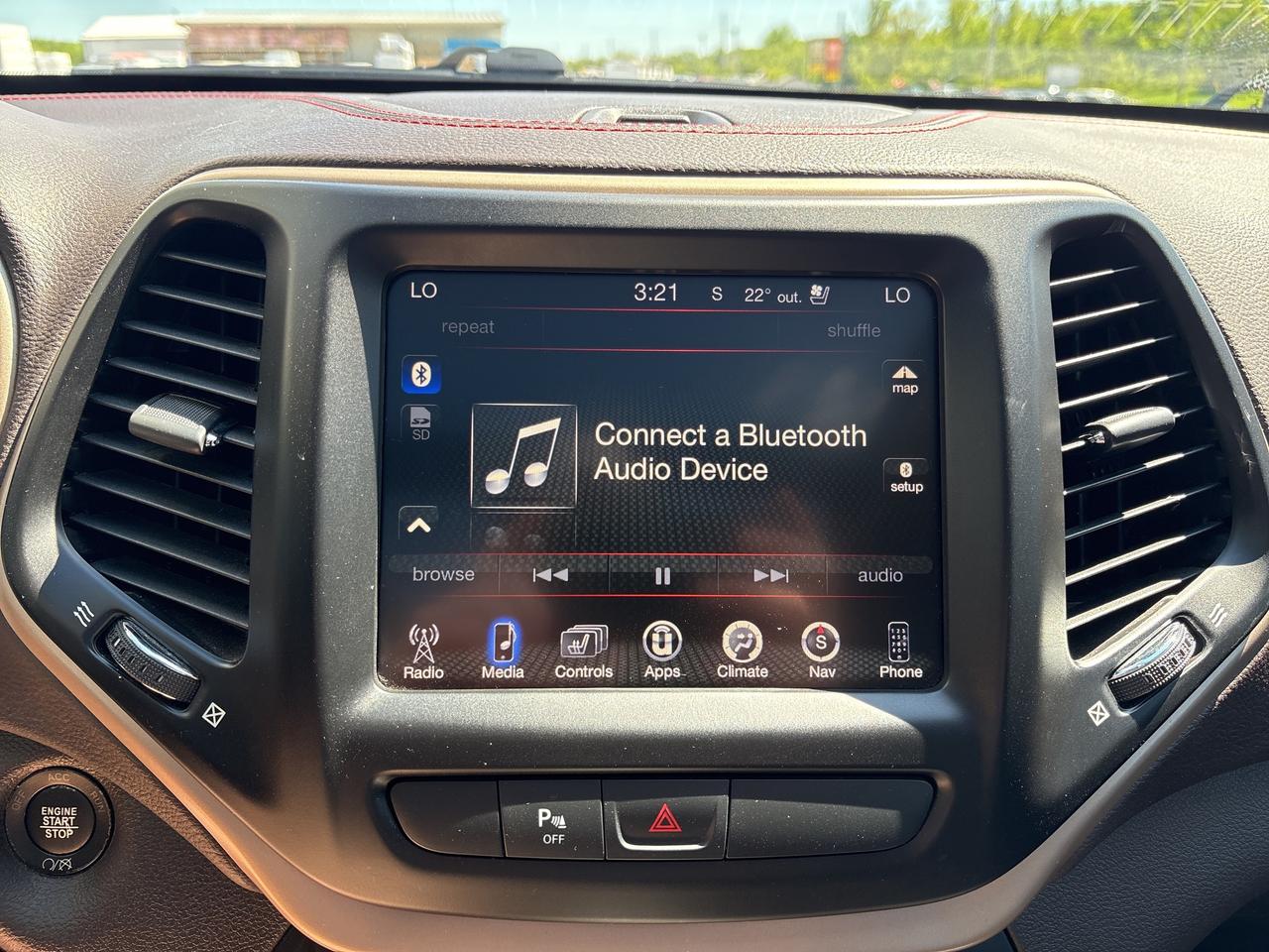 2017 Jeep Cherokee L PLUS PKG Photo