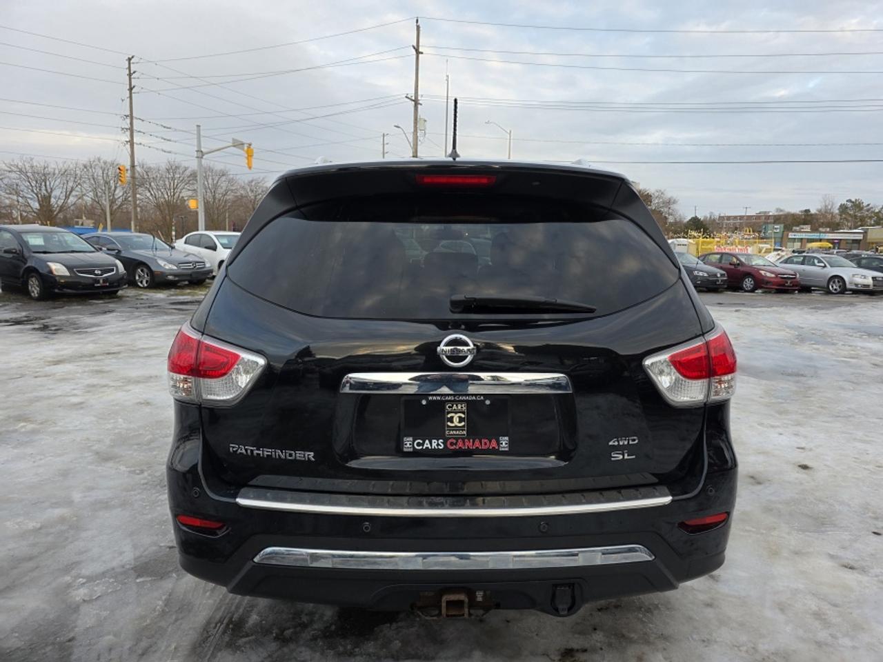 2015 Nissan Pathfinder **CERTIFIED** S AWD Photo4