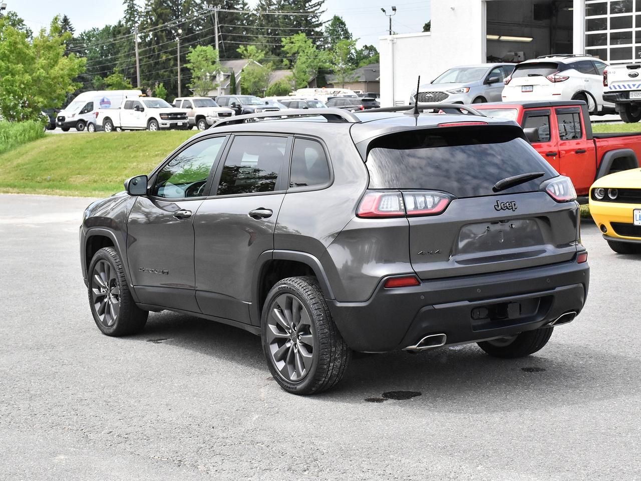 2021 Jeep Cherokee Altitude Photo