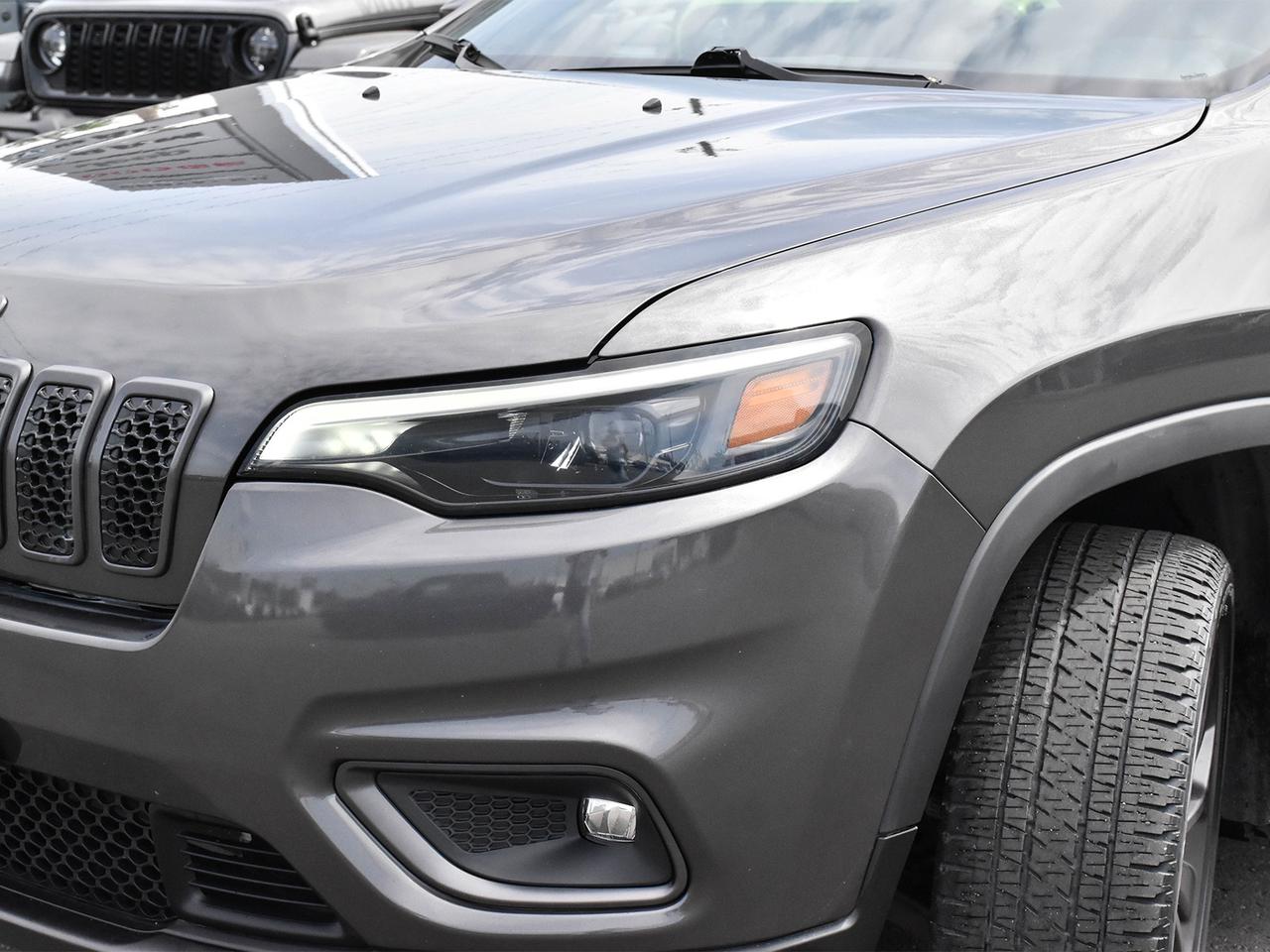 2021 Jeep Cherokee Altitude Photo