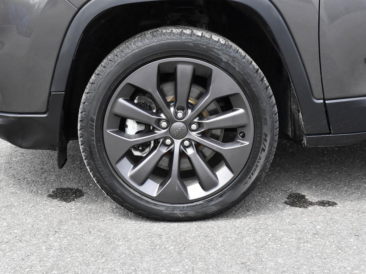 2021 Jeep Cherokee Altitude Photo