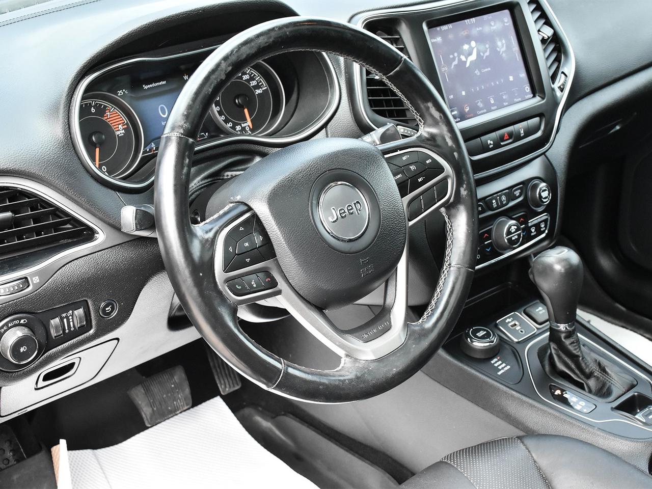 2021 Jeep Cherokee Altitude Photo