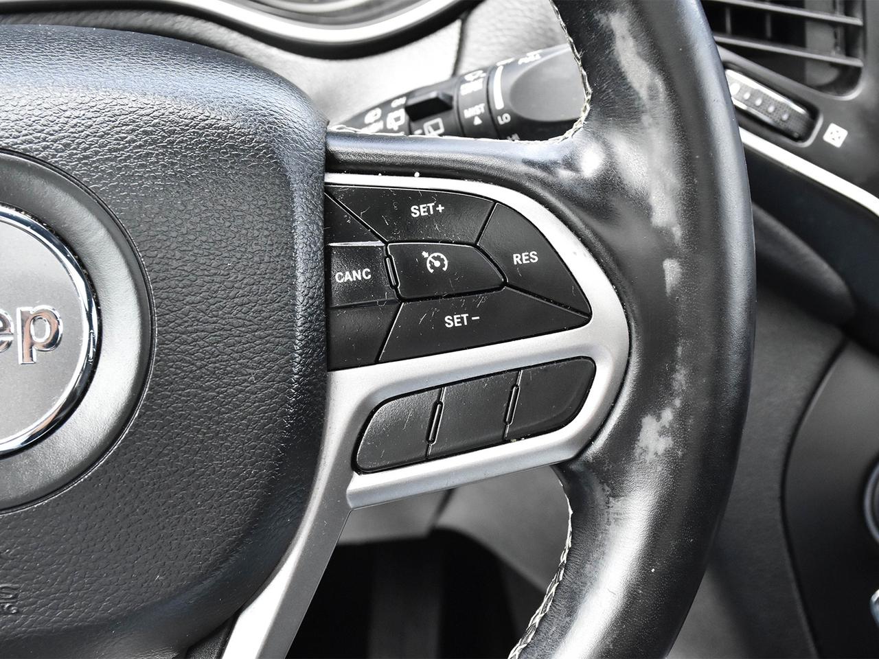 2021 Jeep Cherokee Altitude Photo