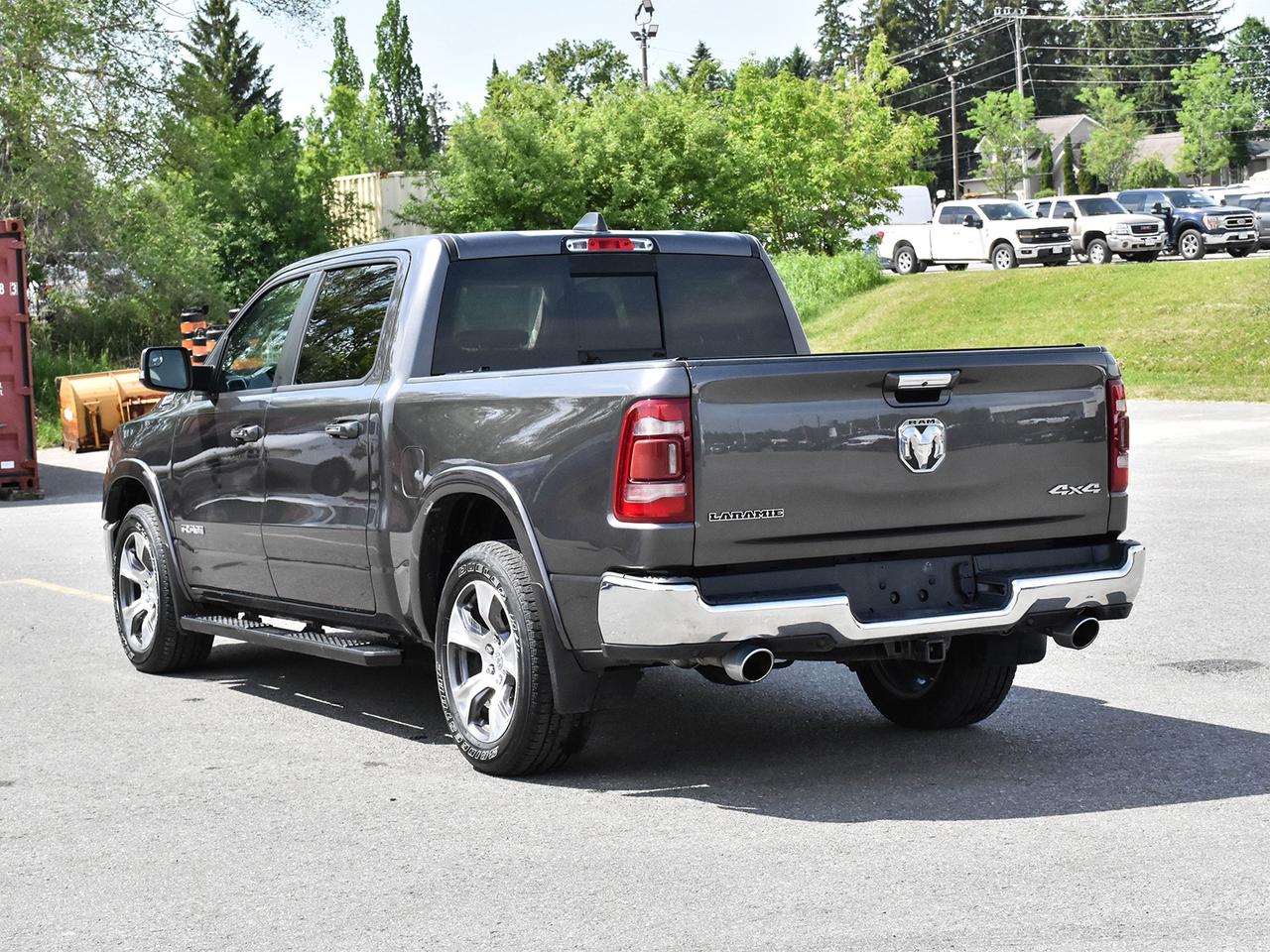 2022 RAM 1500 Laramie Photo3