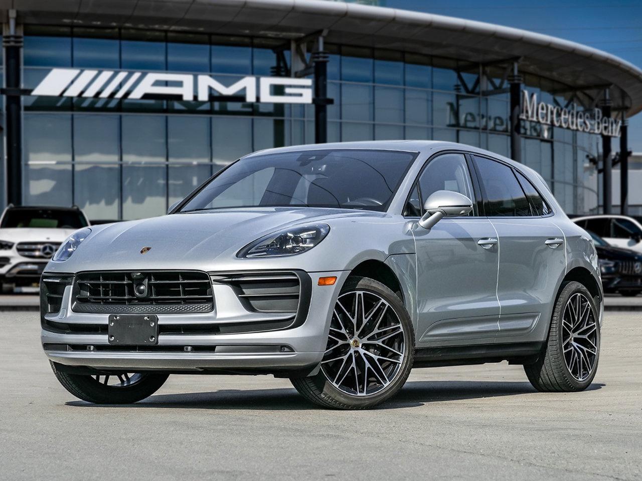 2023 Porsche Macan Premium Plus Package   Panoramic Roof System Photo