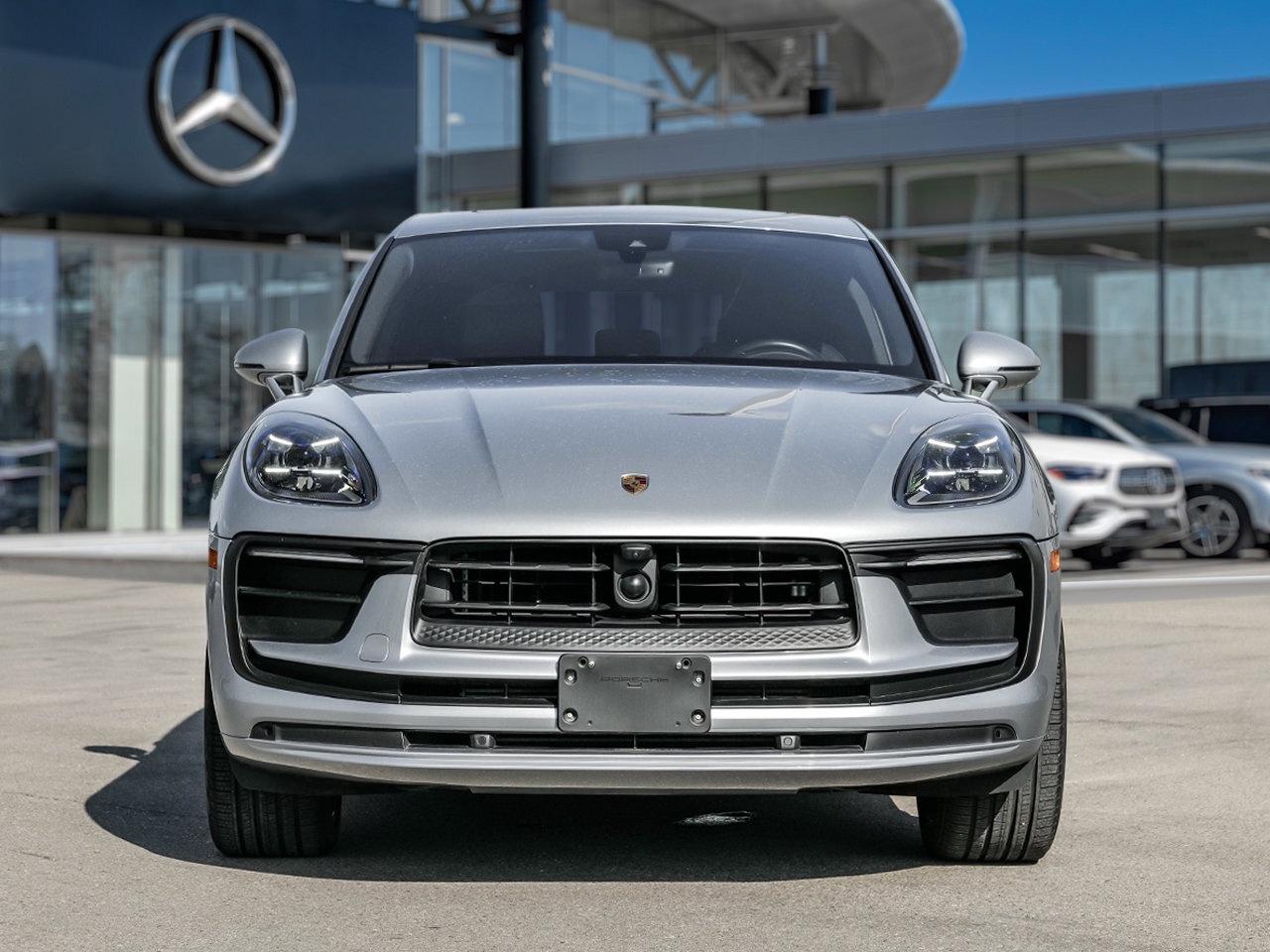2023 Porsche Macan Premium Plus Package   Panoramic Roof System Photo