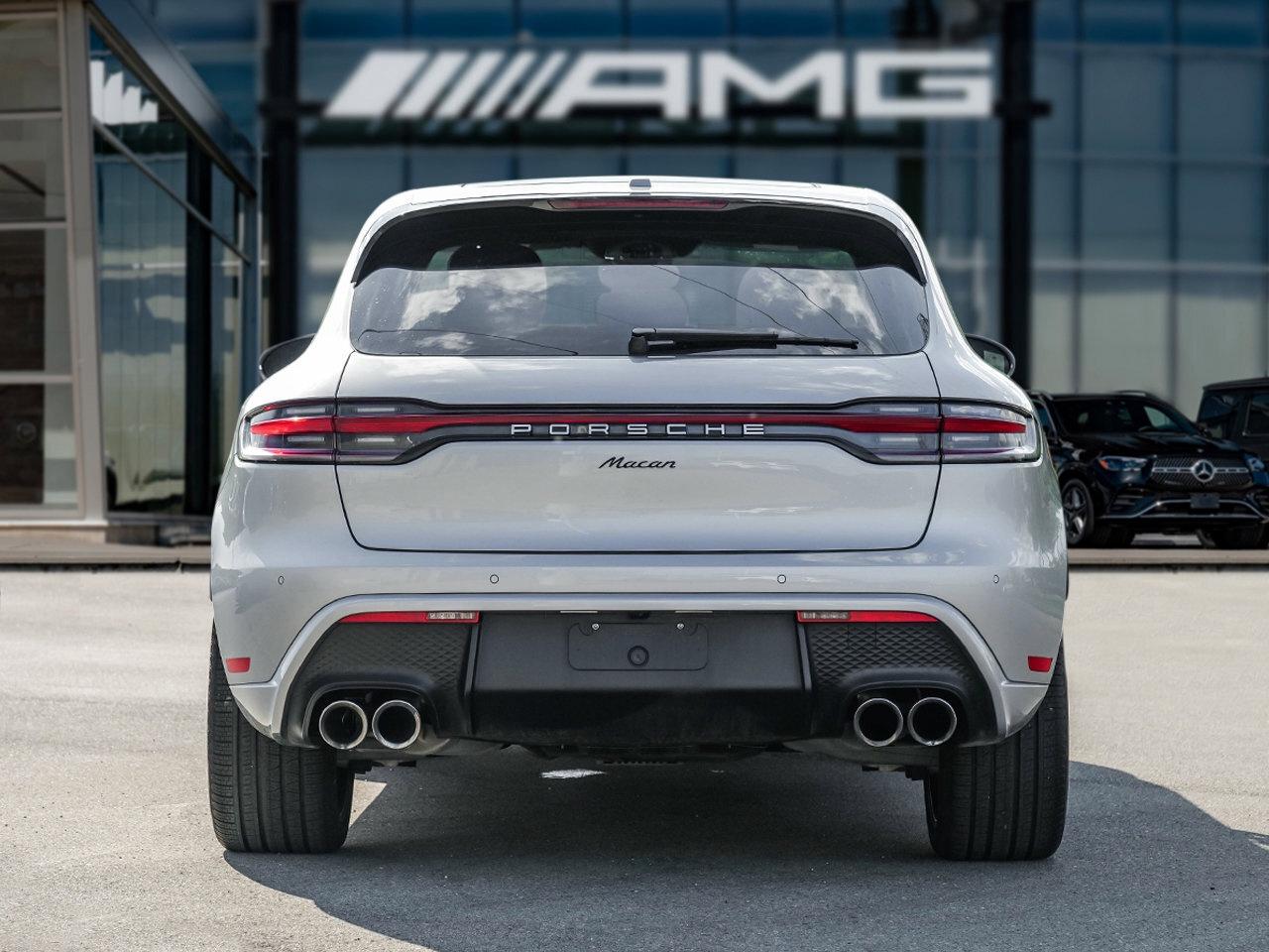 2023 Porsche Macan Premium Plus Package   Panoramic Roof System Photo