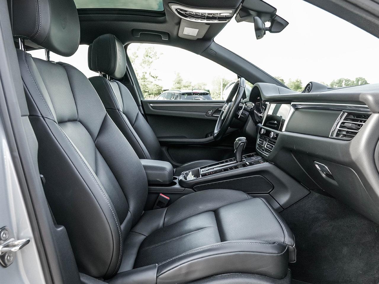 2023 Porsche Macan Premium Plus Package   Panoramic Roof System Photo