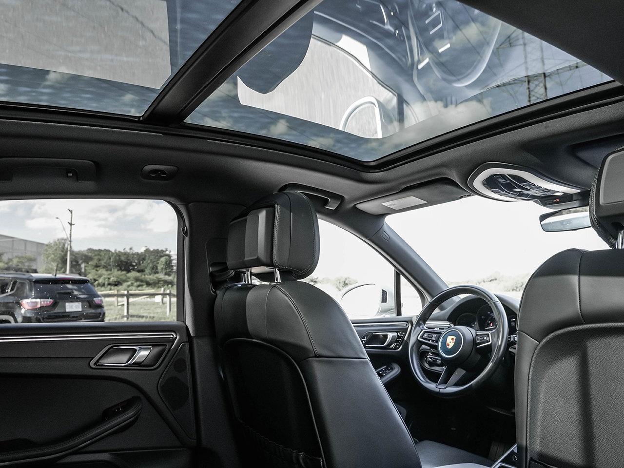 2023 Porsche Macan Premium Plus Package   Panoramic Roof System Photo
