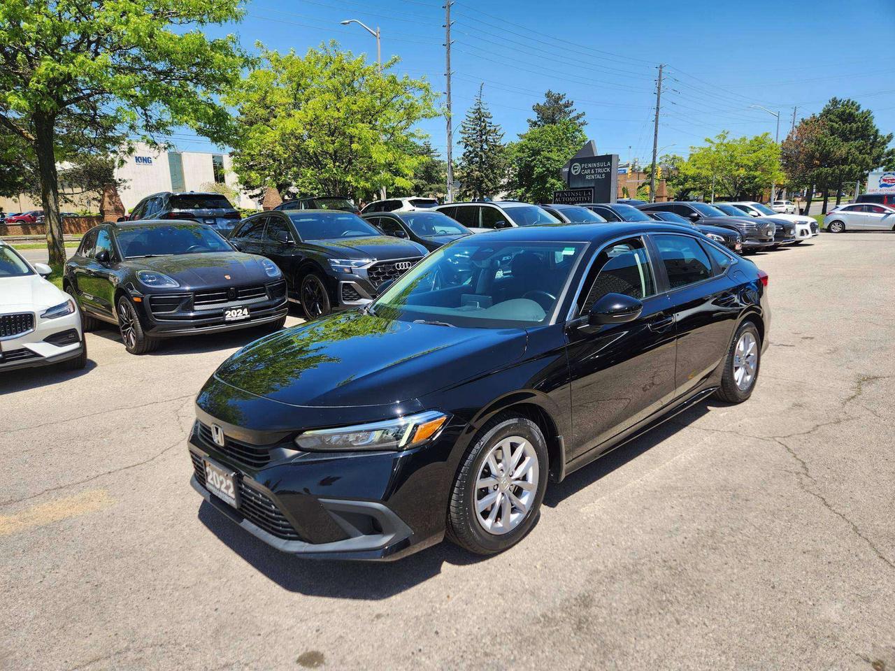 2022 Honda Civic BRAND NEW TIRES AND BRAND NEW BRAKES, SUNROOF, Photo