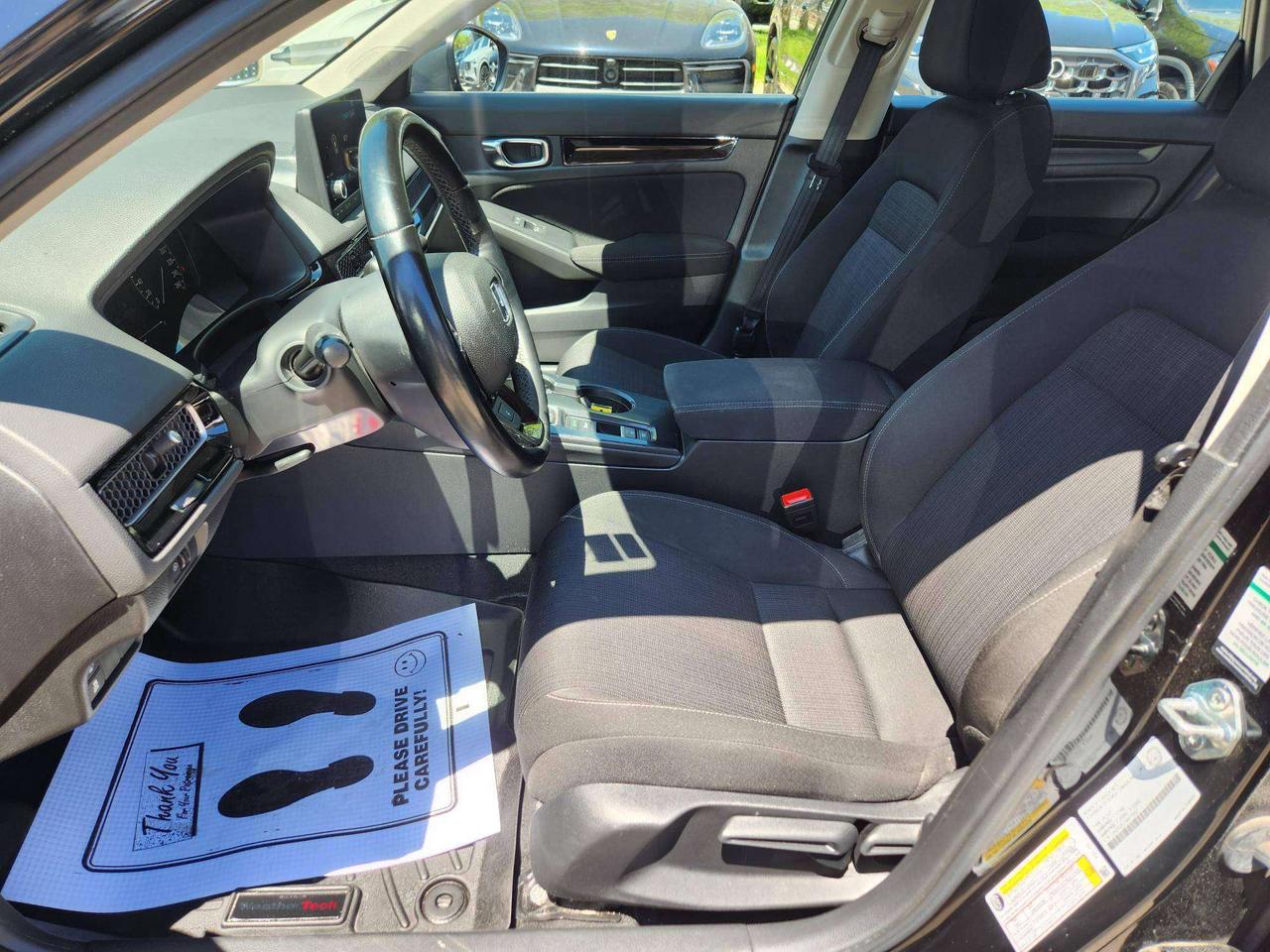 2022 Honda Civic BRAND NEW TIRES AND BRAND NEW BRAKES, SUNROOF, Photo