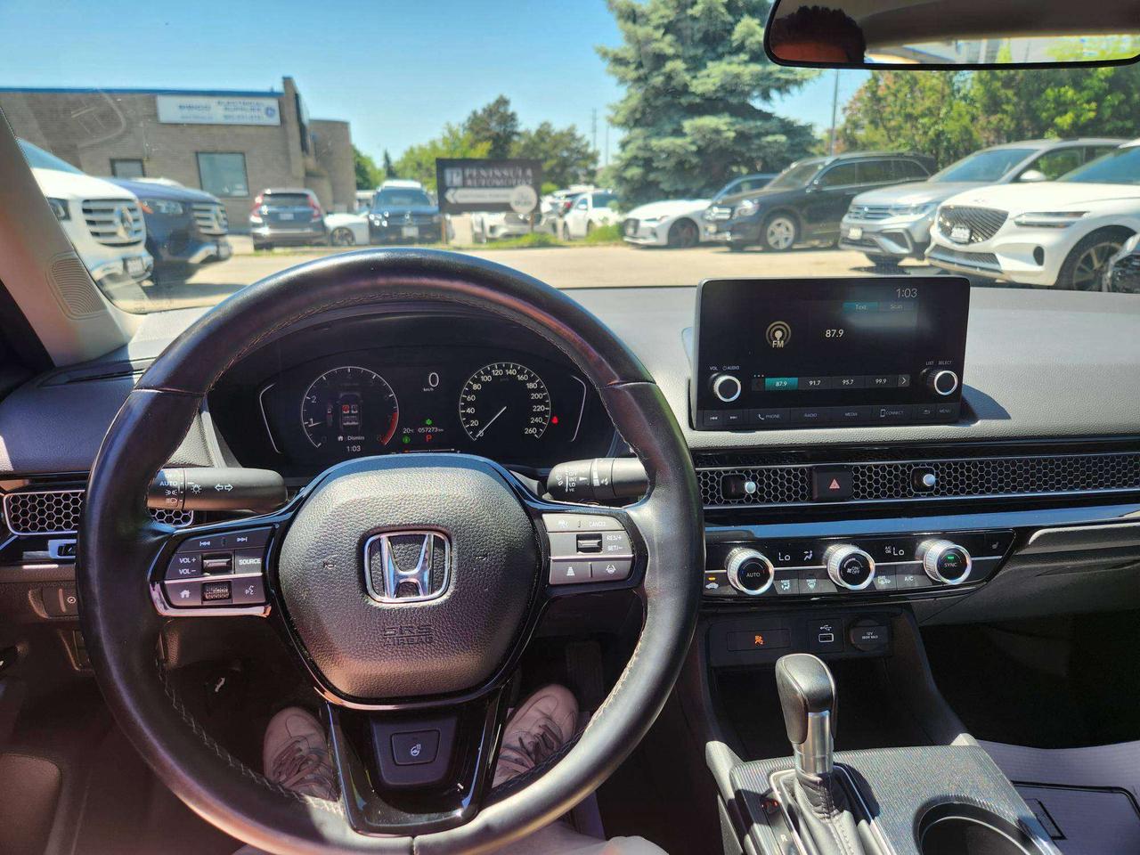 2022 Honda Civic BRAND NEW TIRES AND BRAND NEW BRAKES, SUNROOF, Photo