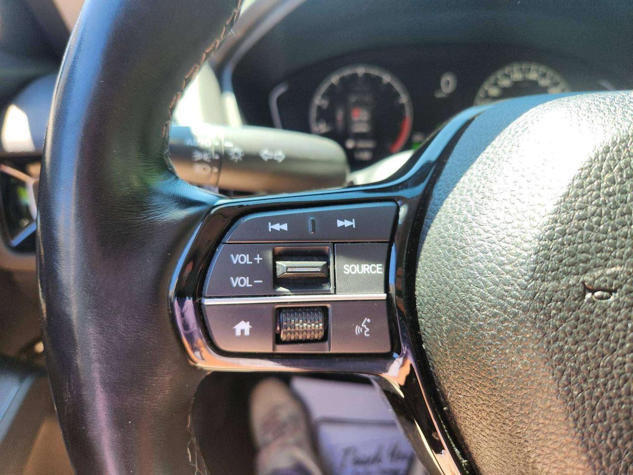 2022 Honda Civic BRAND NEW TIRES AND BRAND NEW BRAKES, SUNROOF, Photo