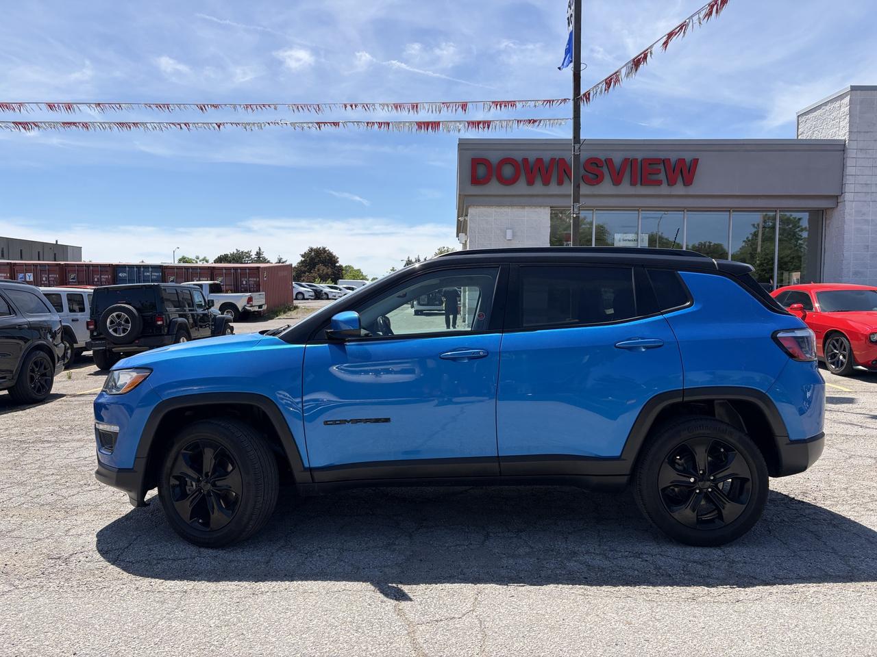 2021 Jeep Compass Altitude 4x4 w/Power Liftgate, NAV, Leather Photo