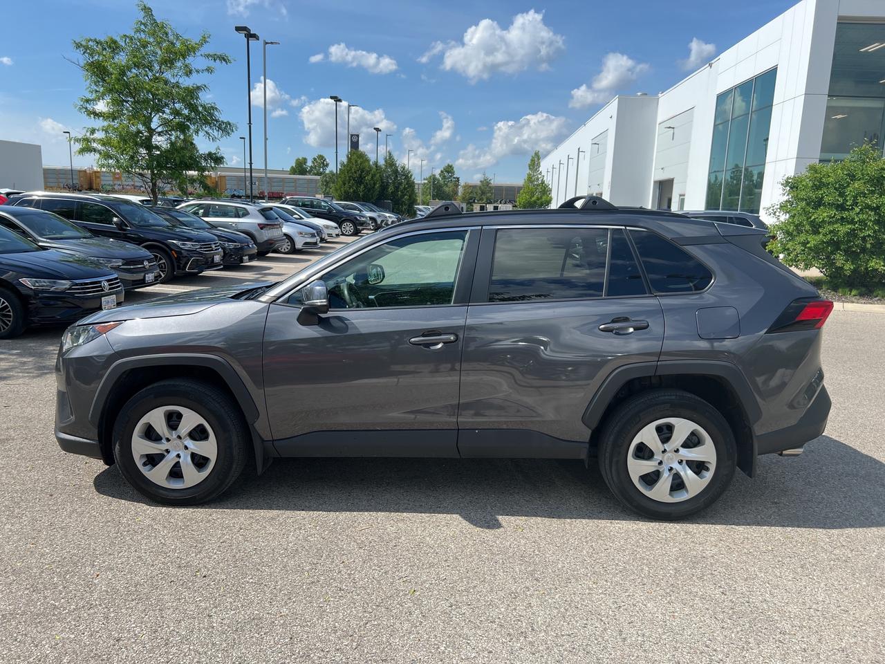 2019 Toyota RAV4 AWD LE Photo