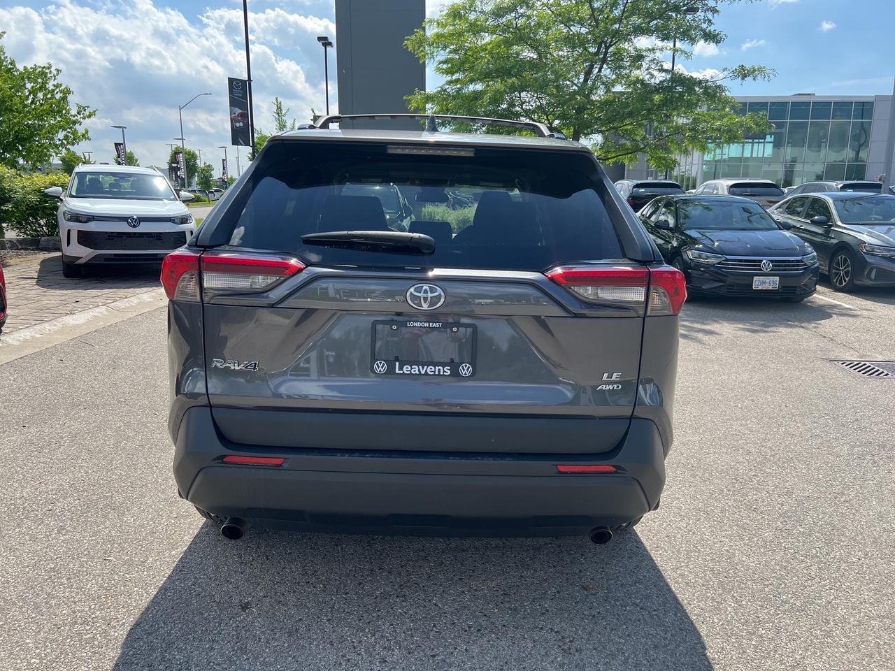 2019 Toyota RAV4 AWD LE Photo
