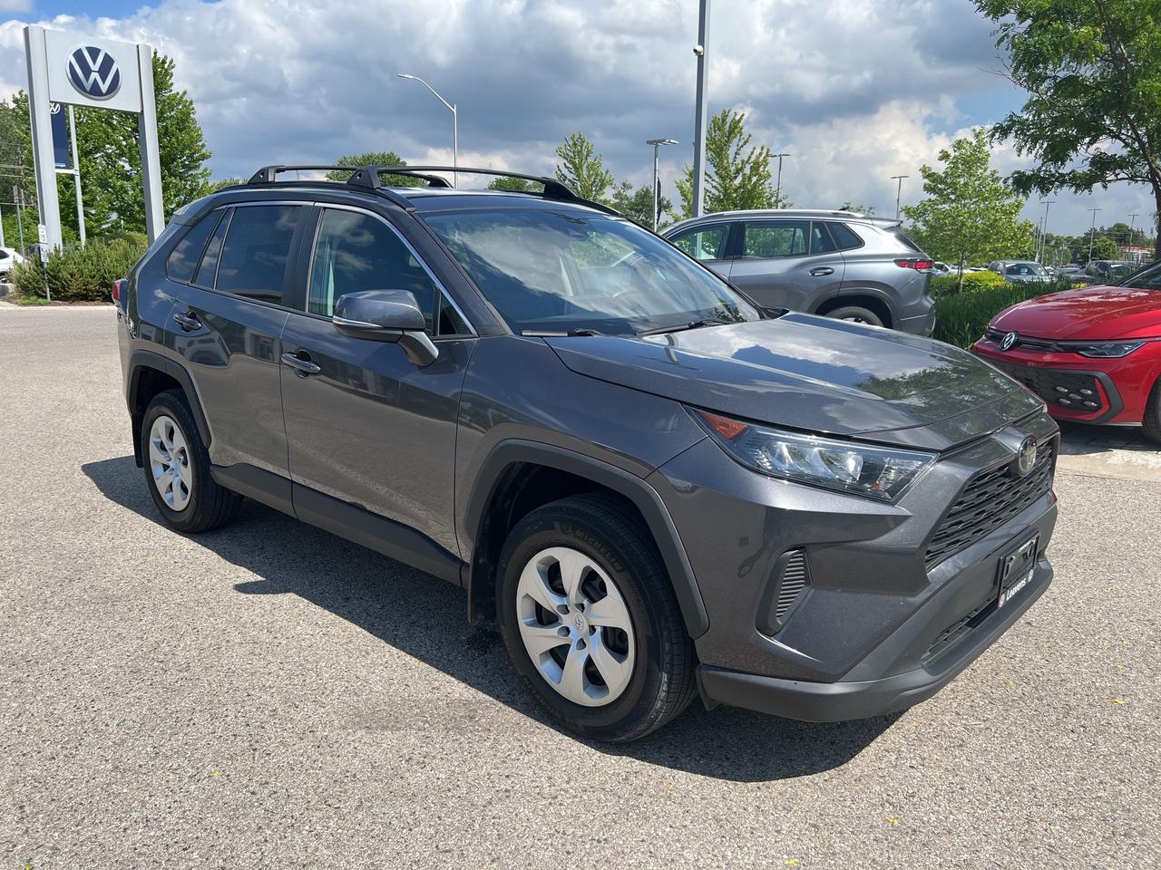 2019 Toyota RAV4 AWD LE Photo