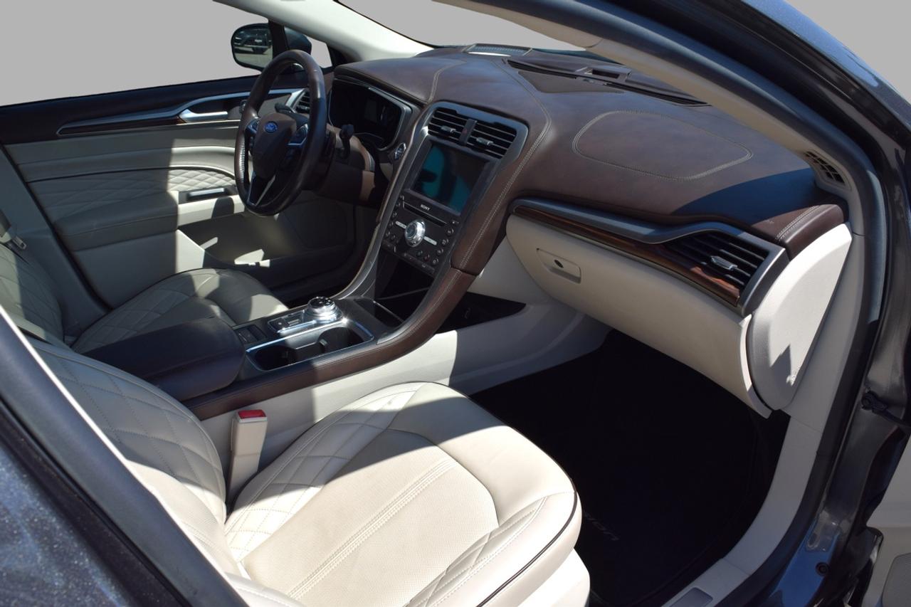 2017 Ford Fusion Platinum AWD Leather Sunroof Navi Photo