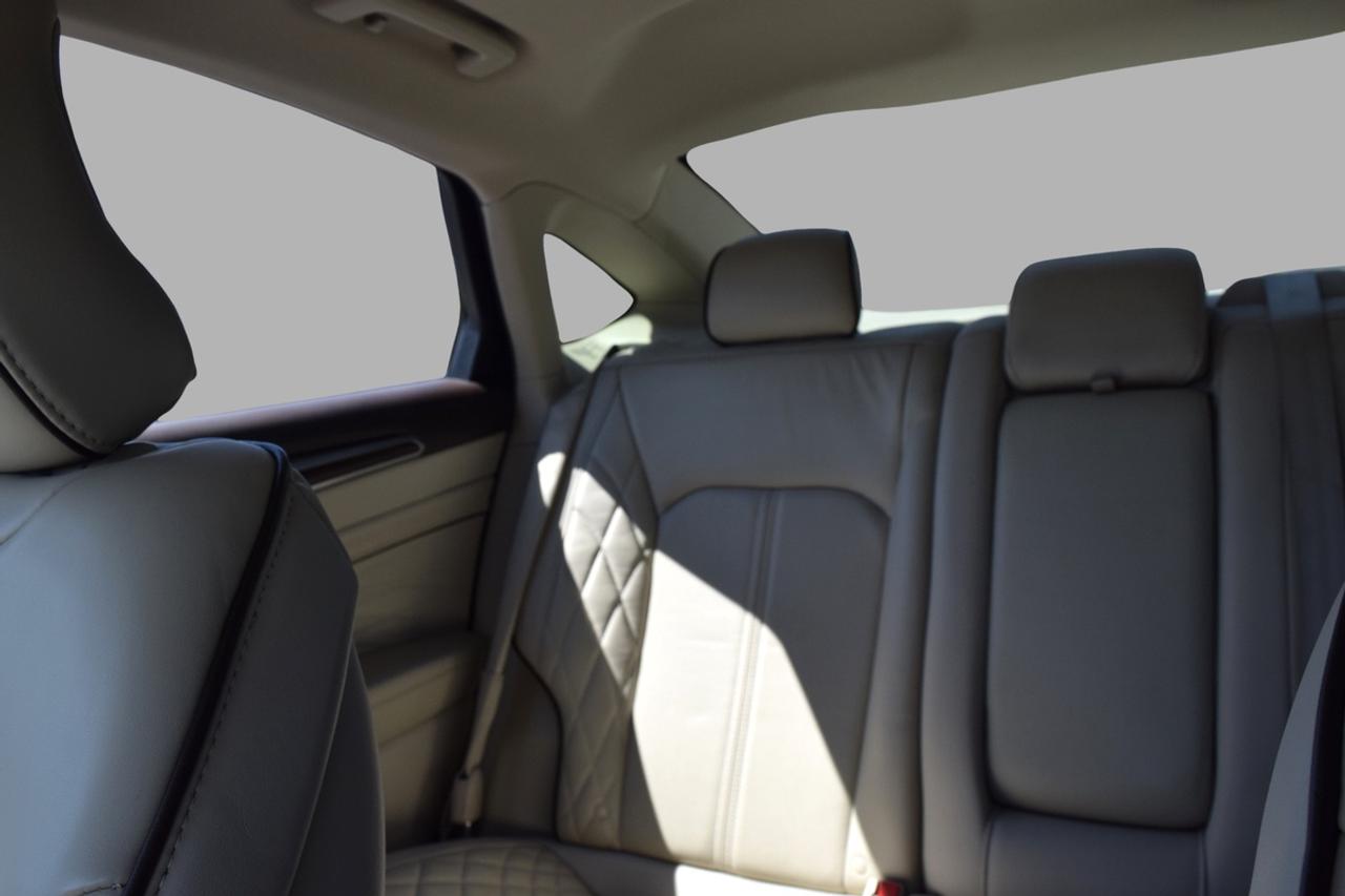 2017 Ford Fusion Platinum AWD Leather Sunroof Navi Photo